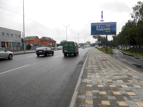 Фото рекламной плоскости по адресу пр. Академіка Палладіна,, напроти входу в ТРЦ Лавіна