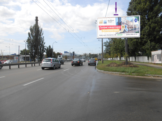 Фото рекламной плоскости по адресу вул. Лугова навпроти супермаркету "Караван" напрямок Виноградаря