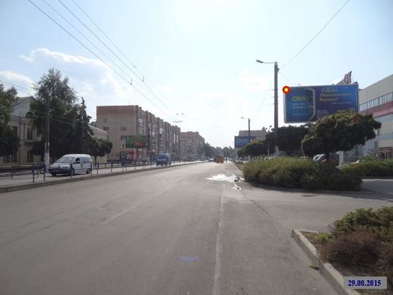 Фото рекламної площини за адресою Zt 019-3 вул Київська,77 ТЦ "Глабал.UA" А3