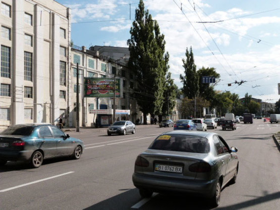 Фото рекламной плоскости по адресу просп. Свободы, 8а (ул.60л.Октября), перекр. с ул. Троицкой (Красина) и ул. Хорольской, район супермаркета «АТБ» и Электростанции