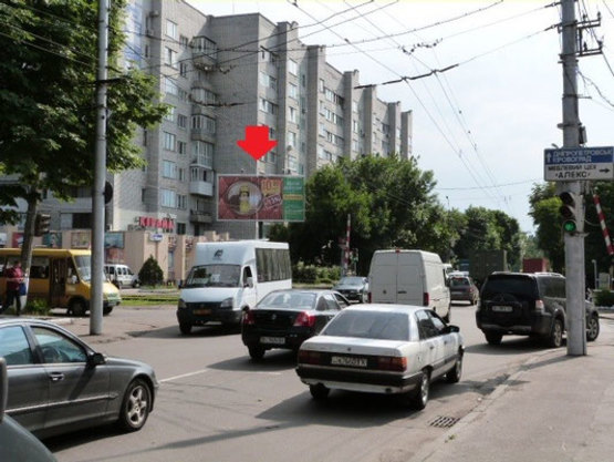 Фото рекламной плоскости по адресу ул. Троицкая (Красина), 78, перек. с ул. Доктора А.Богаевского (ул. 40-летия Октября), возле магазина «Керама», направление в центр