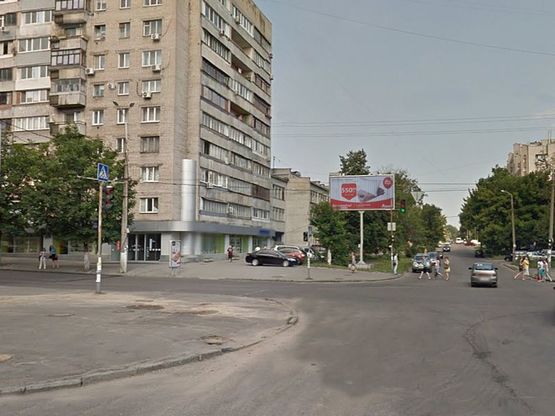 Фото рекламной плоскости по адресу пр.О.Поля, 12 - вул.В.Антоновича/пр.Кирова, 12 - ул.Свердлова ТЦ Мирриада, парк отдыха, магазины, фитнесс-центр, стадион Днепр-Арена