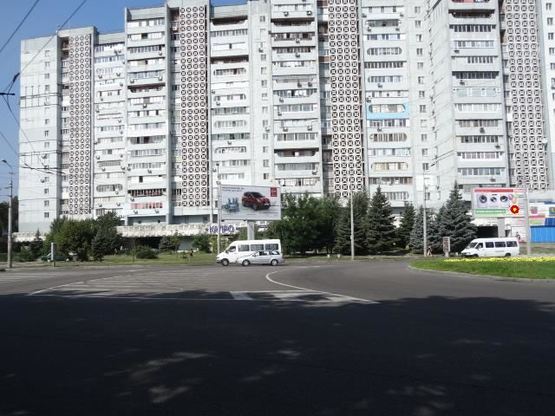 Фото рекламної площини за адресою Запорізьке шосе - пр.Гагаріна/Запорожское шоссе - пр.Гагарина, бэк-лайт 8х4