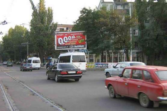 Фото рекламної площини за адресою Люстдорфская дорога, 50 (1-ая станция) (Призма)