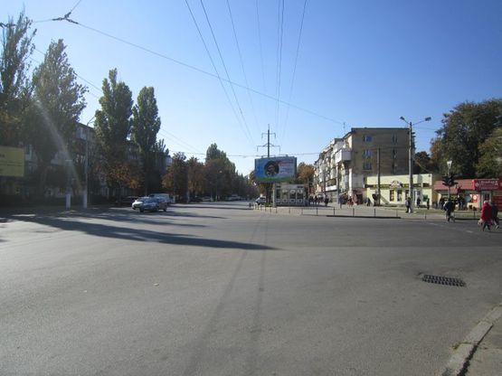 Фото рекламної площини за адресою ул. Космонавтов, 38/1 (Призма)