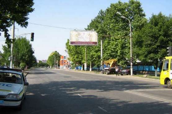 Фото рекламної площини за адресою ул. Краснова, 3-Б/2 (Призма)