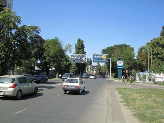 Фото рекламної площини за адресою Люстдорфская дорога, 27/55 (напротив) (3-ая станция) (Призма)