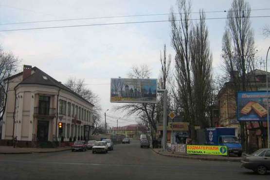 Фото рекламной плоскости по адресу ул.Чубаевская - 7 ст.Фонтанской дороги (Призма)