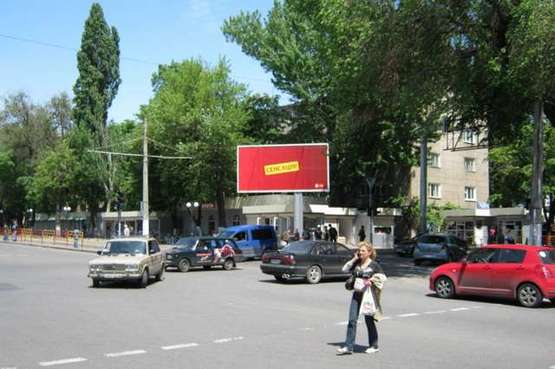 Фото рекламної площини за адресою ул.Посмитного - 7 ст.Фонтанской дороги (Призма)