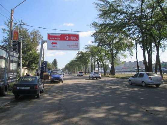 Фото рекламной плоскости по адресу ул. Академика Вильямса, 82 (возле Метро) (призма)