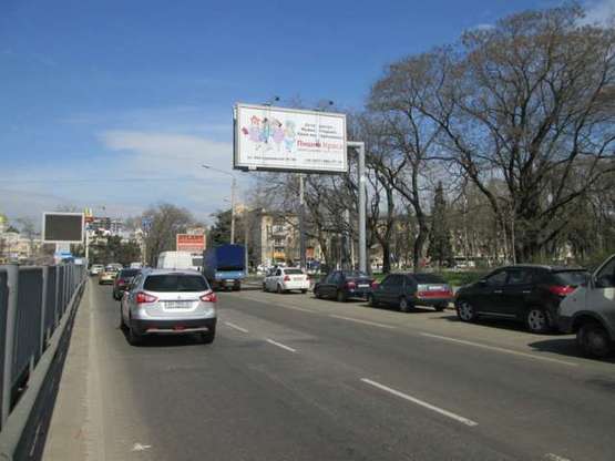 Фото рекламної площини за адресою ул.Среднефонтанская - Куликово поле (Призма)