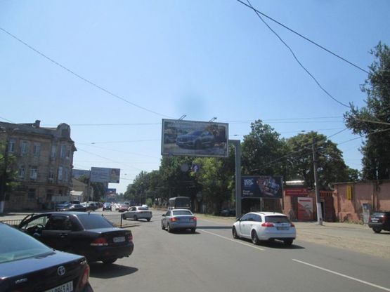 Фото рекламної площини за адресою ул. Водопроводная, 1  (Призма)