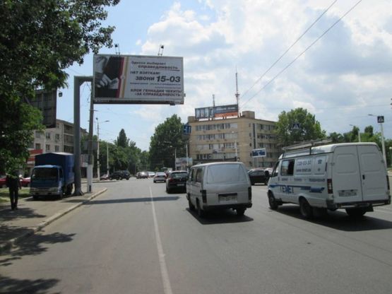 Фото рекламной плоскости по адресу пр-кт Гагарина - ул. Канатная, 132