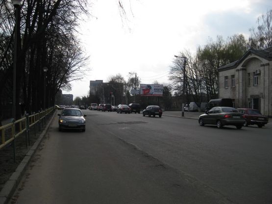 Фото рекламної площини за адресою ул.Грушевского 91 (ТРЦ Глобал, м-т АШАН)