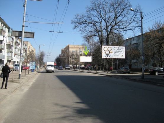 Фото рекламної площини за адресою ул. Киевская 94 (ТРЦ Глобал)