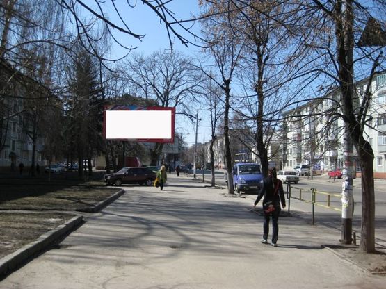 Фото рекламной плоскости по адресу ул. Киевская 94 ( ТРЦ Глобал)