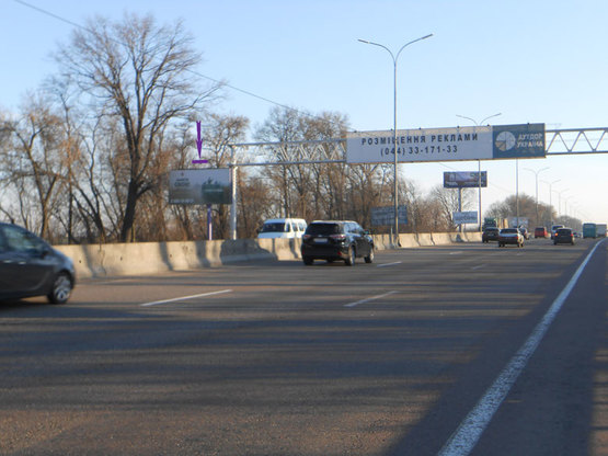Фото рекламної площини за адресою Одесская трасса 16км. - Чабаны - в направлении Киева