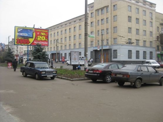 Фото рекламної площини за адресою пл. Победы №1 (Остановка, м-н Темп)