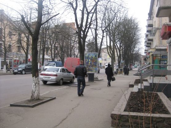 Фото рекламной плоскости по адресу ул. Тетральная (бизнес центр Нотариусы)