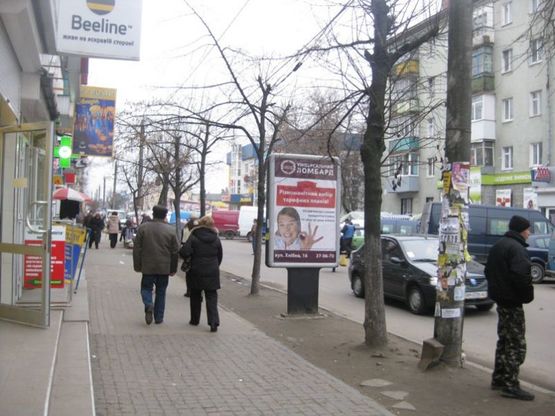 Фото рекламной плоскости по адресу ул. Хлебная (центральный рынок Житний)