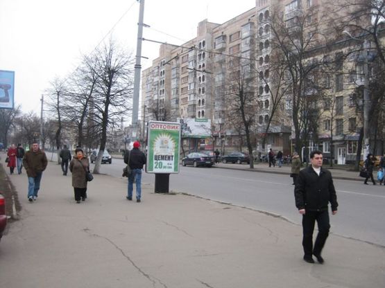 Фото рекламної площини за адресою ул. Киевская (стадион Спартак)