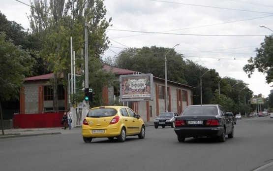 Фото рекламної площини за адресою Мечникова (парк Ильича) Б