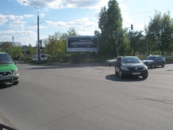 Фото рекламной плоскости по адресу Коновальця-Петлюри перехрестя                            освітлення