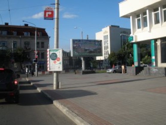 Фото рекламной плоскости по адресу Бандери-Незалежності
