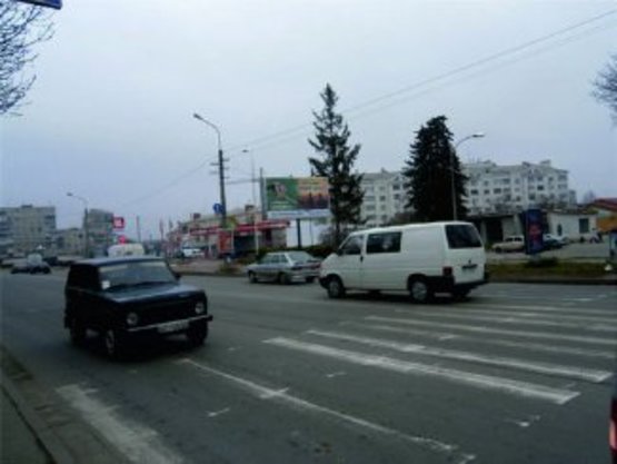 Фото рекламної площини за адресою Коновальця,225   СМ Велмарт