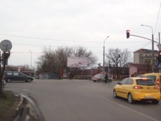 Фото рекламної площини за адресою Коновальця-Петлюри заправка ОККО  односторонній