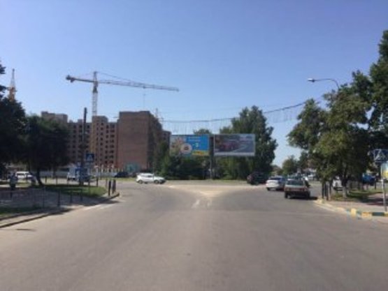 Фото рекламної площини за адресою Мазепи кільце лівий