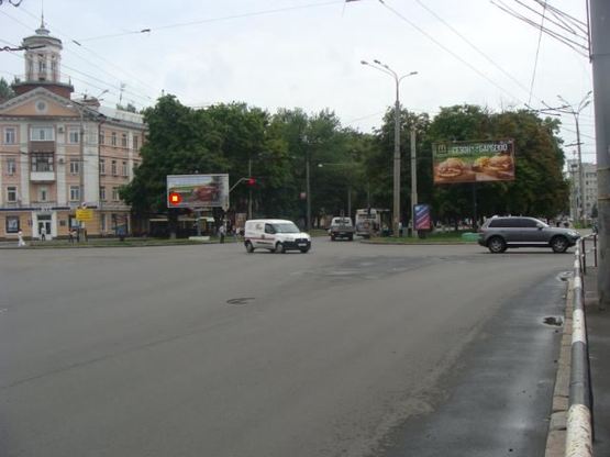 Фото рекламной плоскости по адресу ул.Октябрьская, 46 ("Веселка")