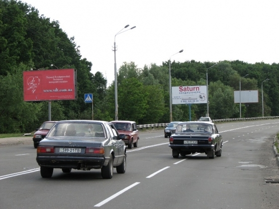 Фото рекламной плоскости по адресу ул. Б.Окружная / а-т Жуляны в напр. Одесской пл.