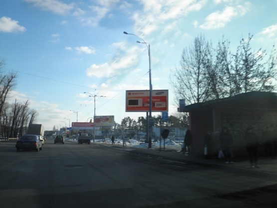 Фото рекламной плоскости по адресу ул. Б.Окружная / напротив м-нов "Форум"-"Альцест" (Обойный рынок)