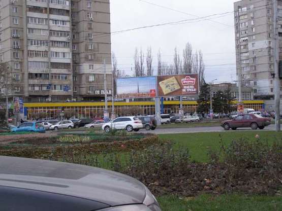 Фото рекламной плоскости по адресу Толбухіна пл. - Краснова вул. - Академіка Філатова вул. - Люстдорфська дорога (з боку вул. Краснова ліва)