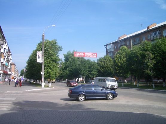 Фото рекламной плоскости по адресу Перекрёсток Карла Маркса-Мира