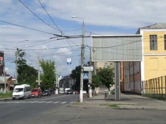 Фото рекламной плоскости по адресу перехрестя вул. Брацлавська/вул. Нансена, А