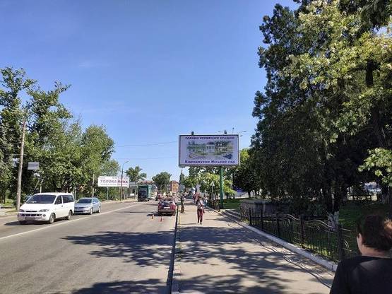 Фото рекламної площини за адресою ул. Первомайская, площадь Привокзальная (жд вокзал)