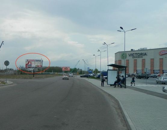 Фото рекламної площини за адресою Кульпарківська, 226 А ТЦ "Вікторія Гарденс"  К1( р/с до аеропорту)