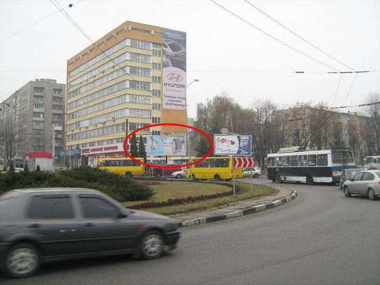 Фото рекламной плоскости по адресу Липинського - пр. Чорновола (ЦНТІ)