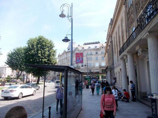 Фото рекламної площини за адресою пр. пр.Свободи