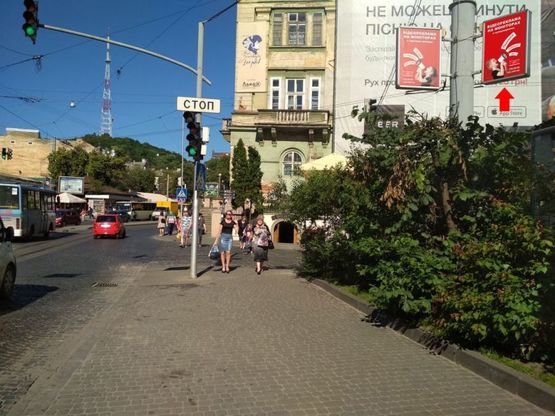 Фото рекламной плоскости по адресу пр. пр.Свободи