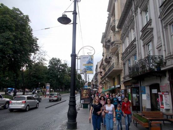 Фото рекламної площини за адресою пр. пр.Свободи