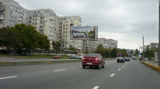 Фото рекламной плоскости по адресу Набережная_АЦ Алфа Автомотив Групп