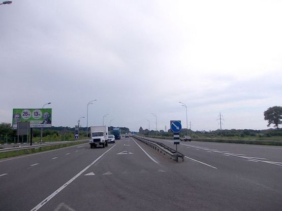 Фото рекламной плоскости по адресу Въезд в Ровно из Киева, АЗС "Укрнафта"