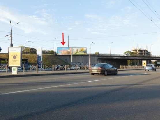 Фото рекламної площини за адресою Московский пр-т, возле ул.Новоконстантиновская, к Петровке, левый