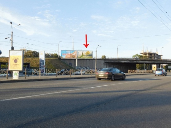 Фото рекламної площини за адресою Московский пр-т, возле ул.Новоконстантиновская, к Петровке, правый