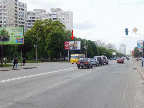 Фото рекламной плоскости по адресу Харьковское шоссе, возле ул.Вербицкого, от Харьковской пл., в центр
