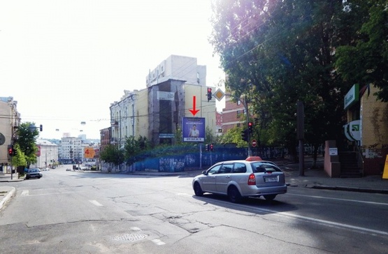 Фото рекламної площини за адресою Воровского ул.40, возле ул.Тургеневская, в сторону пл.Победы, формат 3х2,7