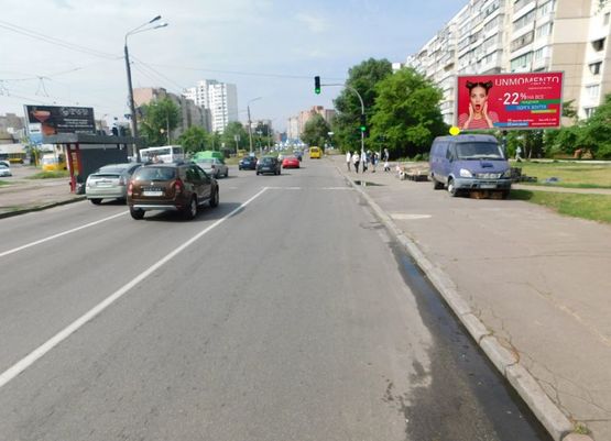 Фото рекламной плоскости по адресу Тростянецкая ул. 3